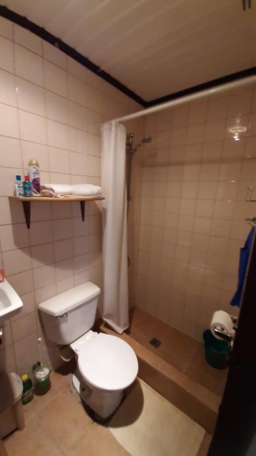 Aruba Backpackers Lejlighed Oranjestad Eksteriør billede