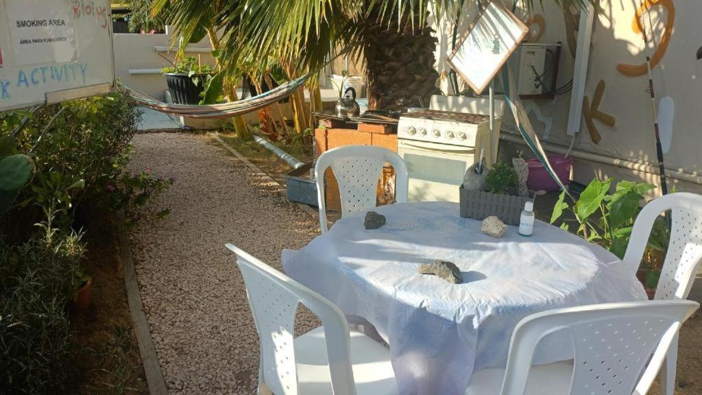 Aruba Backpackers Lejlighed Oranjestad Eksteriør billede